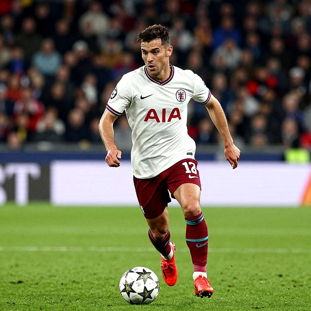 WSL cuối tuần này: Man City chưa hề bị thử lửa, Tottenham trỗi dậy và cái bẫy dữ liệu mang tên Brighton