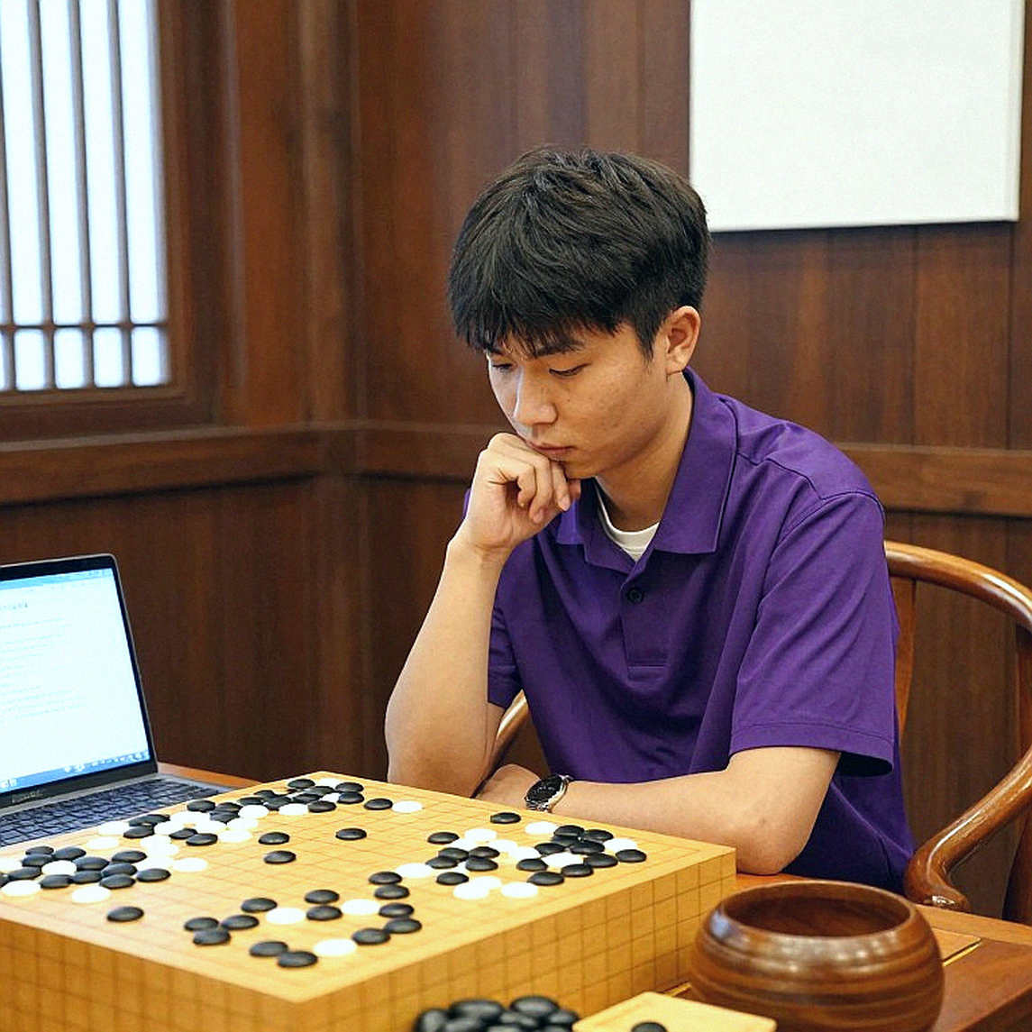 Cờ vua nữ Ấn Độ sau cú đúp HCV Olympiad: lời khẳng định 'mạnh hơn xưa' và khoảng trống dữ liệu phía sau