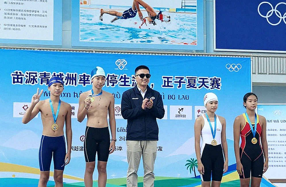 Chín tầng dữ liệu bơi lội và bài học từ một hồ sơ trống
