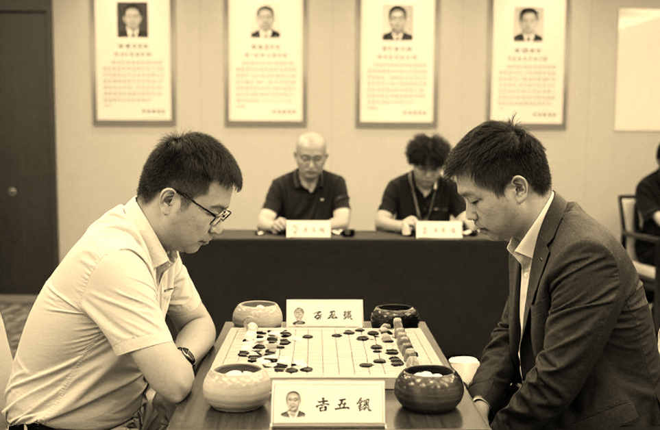 King's Indian Defense và 9...a5: Liều thuốc cho Bayonet Attack không kèm theo con số